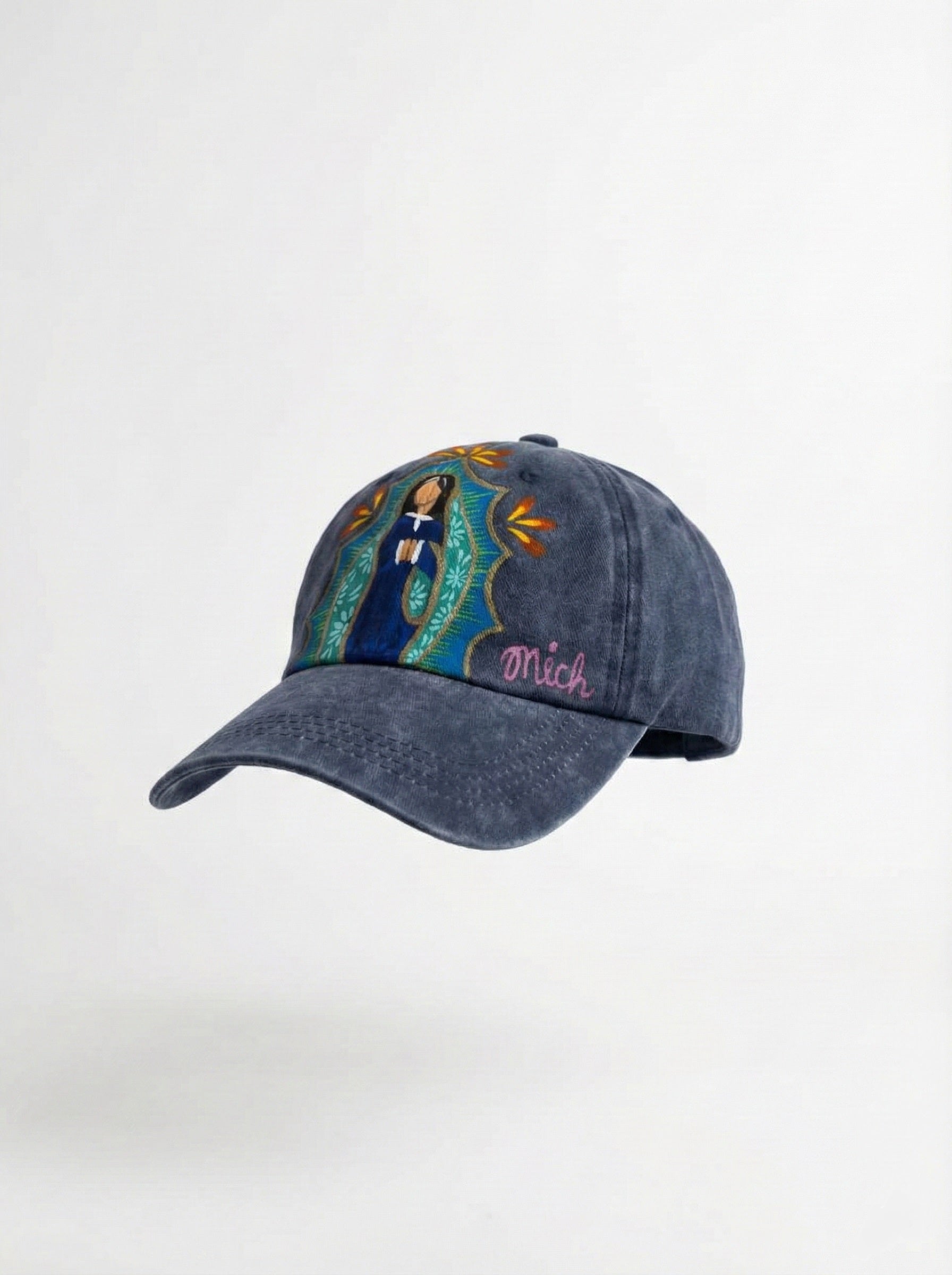Gorra pintada a mano de virgen