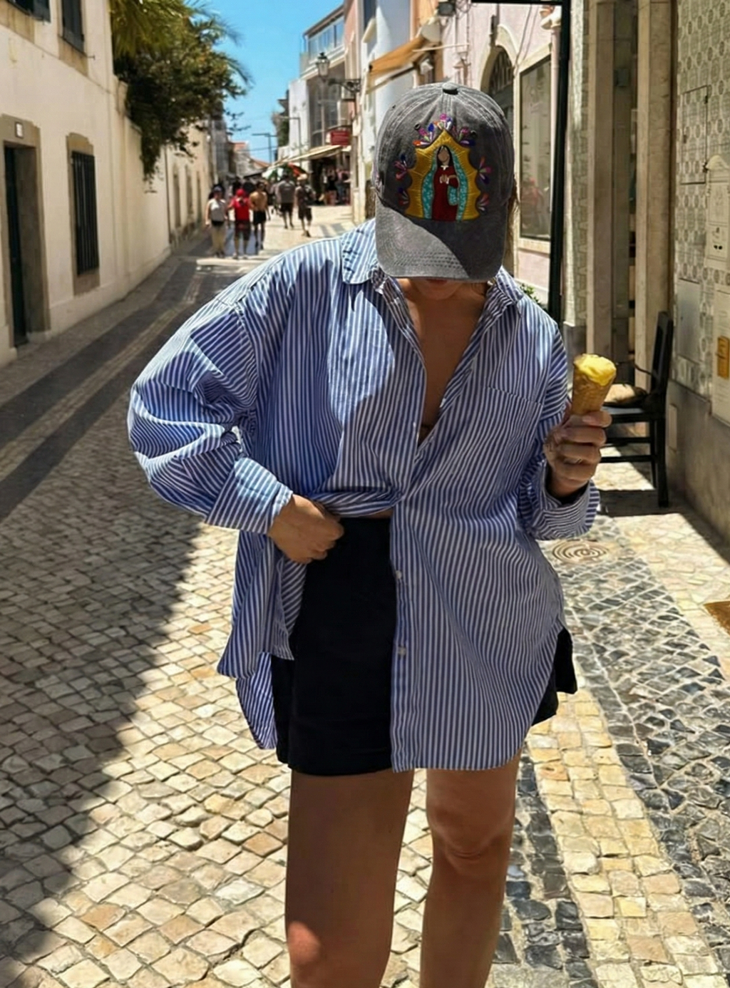 Gorra de la virgen pintada a mano